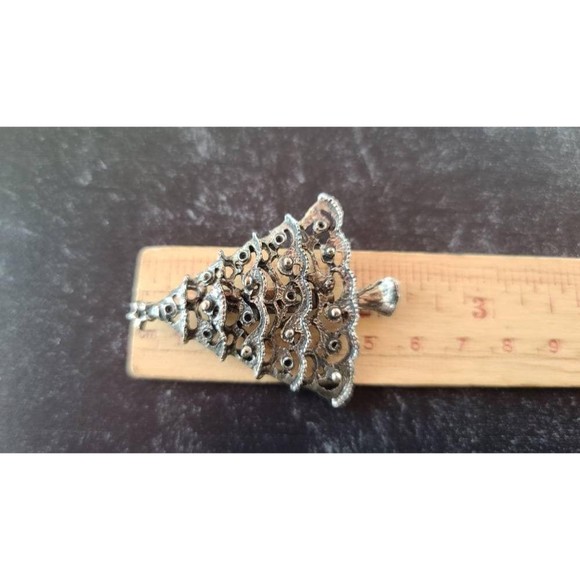 Vintage Silver Tone Metal Christmas Tree Brooch - Picture 9 of 10